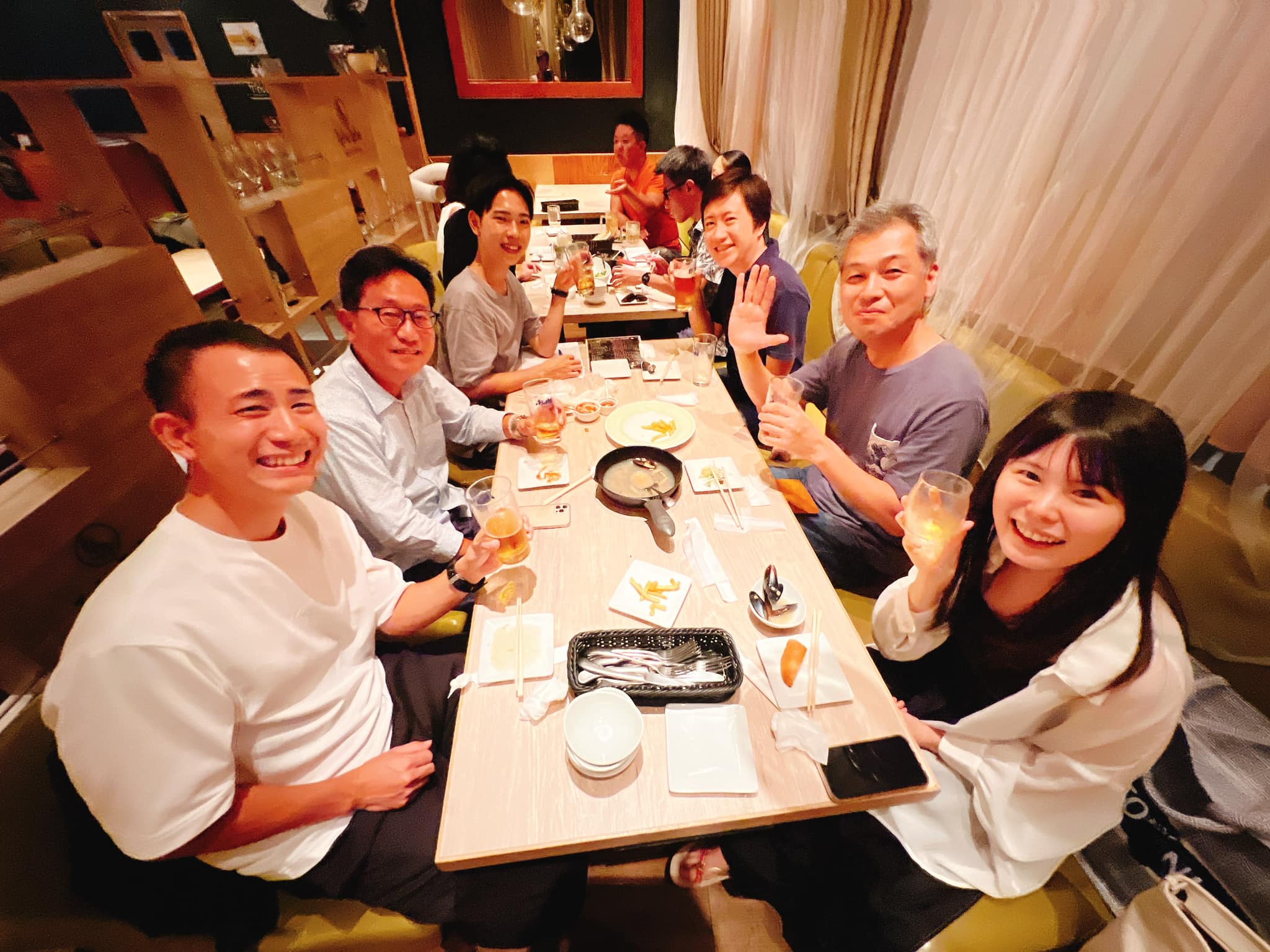 ixi懇親会が開催されました🍻のイメージ